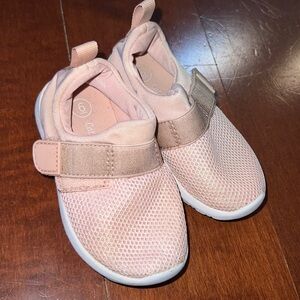 Cat & Jack pink sparkly girl shoes size 6